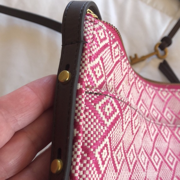 Strawberry Pink Fossil CB - Picture 3 of 13